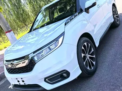 Honda Avancier 2018, 80000 км, за 82000 CNY
