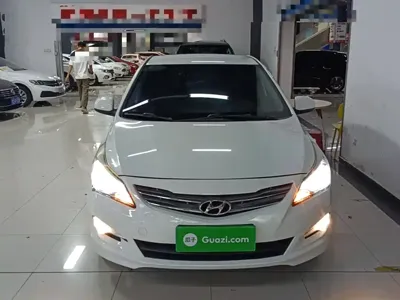 Hyundai Verna 2015, 75500 км, за 14400 CNY - фото 3