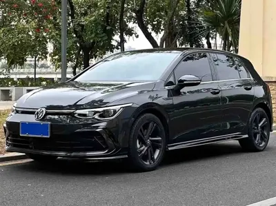 Volkswagen Golf · 2023 год