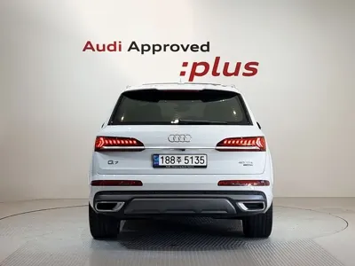 Audi Q7 2022, 80471 км, за 49800000 KRW