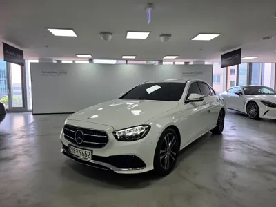 Mercedes-Benz E-Class · 2023 год