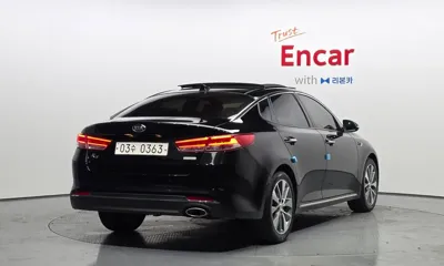 Kia K5 2017, 64511 км, за 9400000 KRW