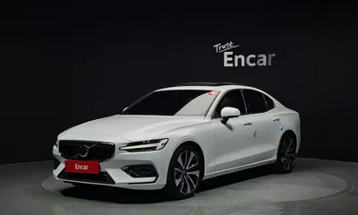 Volvo S60 · 2024 год