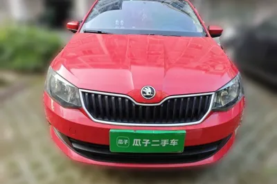 Skoda Fabia 2017, 96000 км, за 29528.09 CNY
