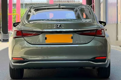 Lexus ES 2022, 33800 км, за 196128.21 CNY - фото 15