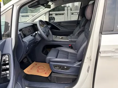 GAC Motor 传祺向往M8 2025, 8000 км, за 278000 CNY - фото 4