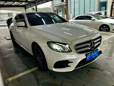 Mercedes-Benz E-Class 2017, 100000 км, за 128800 CNY
