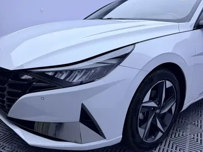 Hyundai Elantra 2022, 27000 км, за 97800 CNY - фото 4