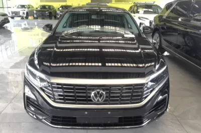 Volkswagen Passat New Energy 2025, 7500 км, за 142262.55 CNY