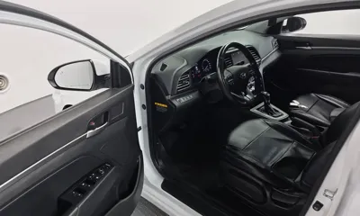 Hyundai Avante 2019, 79352 км, за 9900000 KRW - фото 11