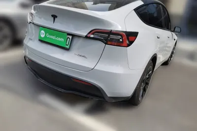 Tesla Model Y 2021, 136300 км, за 136632.38 CNY - фото 6