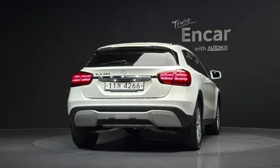 Mercedes-Benz GLA-Class 2018, 52941 км, за 17300000 KRW