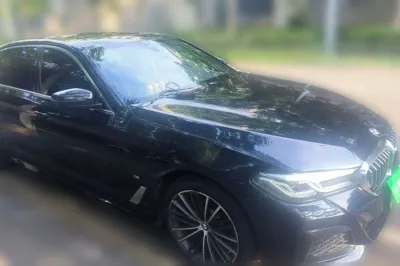 BMW 5 Series 2022, 97700 км, за 184305.75 CNY