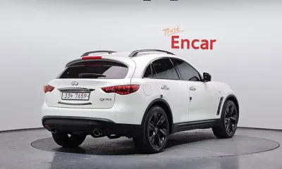 Infiniti QX70 2017, 116404 км, за 23000000 KRW