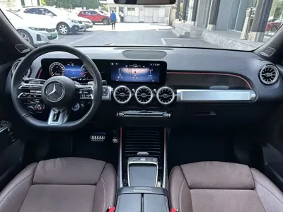 Mercedes-Benz GLB AMG 2025, 5800 км, за 258000 CNY - фото 9