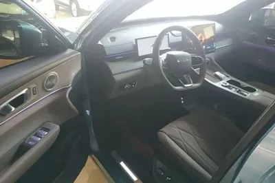 Chery Tiggo 8 PLUS C-DM 2025, 7400 км, за 101718.01 CNY - фото 18
