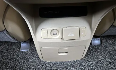 Kia Canival 2017, 182892 км, за 12800000 KRW - фото 19