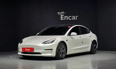 Tesla Model 3 · 2021 год
