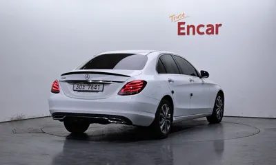 Mercedes-Benz C-Class 2018, 22985 км, за 16990000 KRW - фото 2