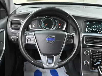 Volvo V60 2016, 61127 км, за 9900000 KRW - фото 13