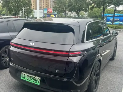 Li Auto Li L7 2023, 48000 км, за 185000 CNY