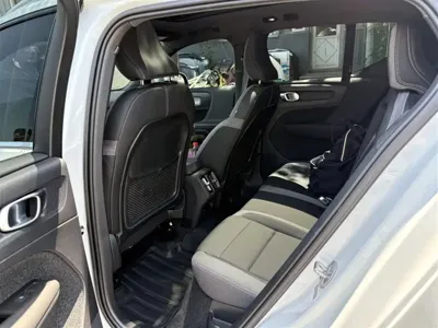 Volvo XC40 2023, 10000 км, за 109000 CNY