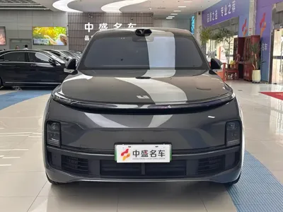 Li Auto Li L9 2023, 63000 км, за 239800 CNY