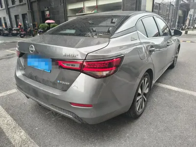 Nissan Sylphy 2022, 81000 км, за 45800 CNY