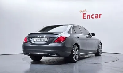 Mercedes-Benz C-Class 2018, 160578 км, за 22220000 KRW