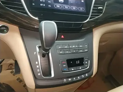 Buick GL8 2018, 104200 км, за 104300 CNY - фото 14