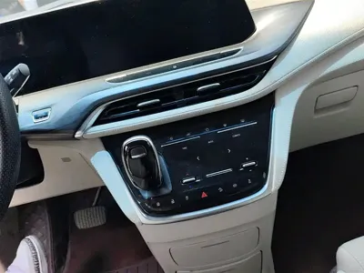 Buick GL8 2022, 85700 км, за 143500 CNY - фото 16