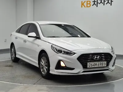 Hyundai Sonata 2019, 183739 км, за 6800000 KRW