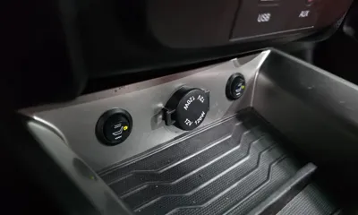 KG_Mobility_Ssangyong TIBOLI 2017, 163173 км, за 3500000 KRW - фото 18