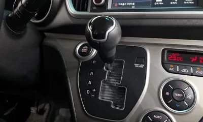 Kia Ray 2018, 18557 км, за 9500000 KRW - фото 9