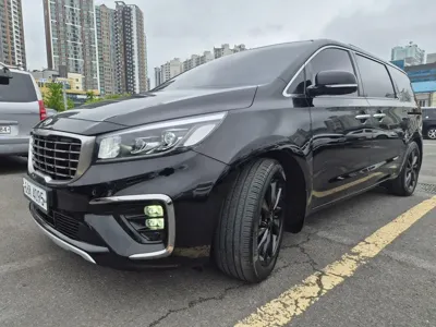 Kia Canival · 2019 год