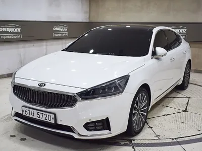 Kia K7 · 2018 год