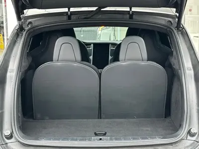 Tesla Model X 2018, 150000 км, за 149800 CNY - фото 12