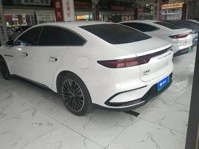 BYD Han 2022, 32400 км, за 92300 CNY