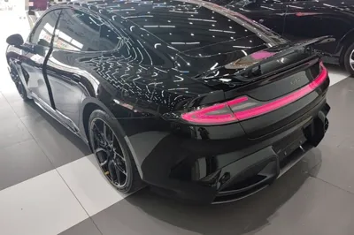 Xiaomi Auto SU7 Ultra 2025, 2700 км, за 429828.8 CNY