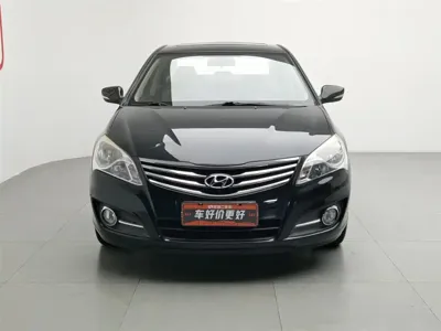 Hyundai Elantra 2011, 39000 км, за 13799 CNY