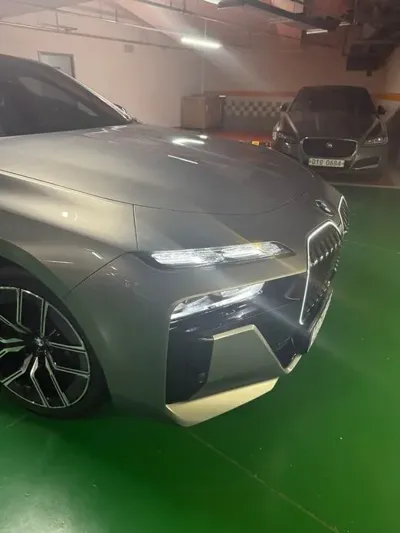 BMW 7-Series · 2025 год