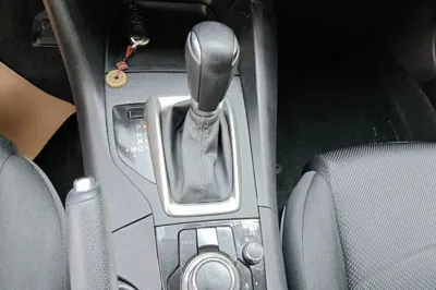 Mazda Mazda 3 Axela 2019, 53000 км, за 55967.68 CNY - фото 13