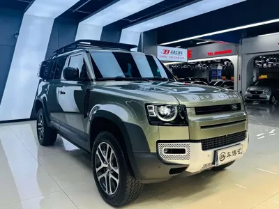 Land Rover Defender 2021, 126000 км, за 468000 CNY