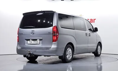 Hyundai Starex 2017, 218771 км, за 8900000 KRW