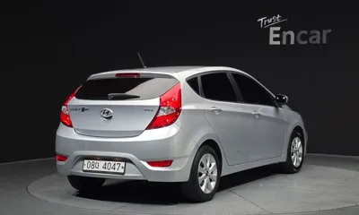 Hyundai Accent 2017, 75115 км, за 5900000 KRW - фото 2