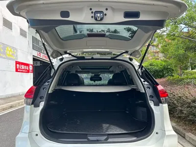 Nissan X-Trail 2019, 74000 км, за 75800 CNY - фото 8