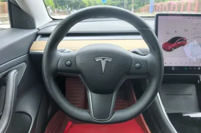 Tesla Model 3 2019, 75800 км, за 109535.68 CNY - фото 35