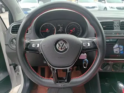 Volkswagen Polo 2019, 64800 км, за 39600 CNY - фото 11