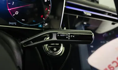 Mercedes-Benz E-Class 2025, 14223 км, за 93900000 KRW - фото 9