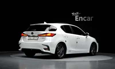 Lexus CT200h 2020, 66295 км, за 23500000 KRW